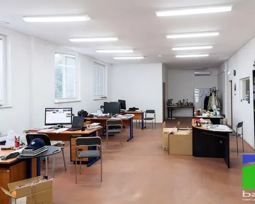 Teofilów - pow. magazynowo - biurowa 512 m2