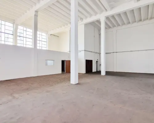 Teofilów - pow. magazynowo - biurowa 512 m2