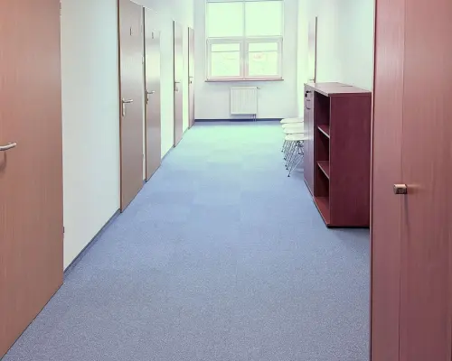 Pabianice - powierzchnia biurowa 200 m2, parking