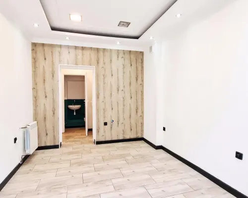 Górna / Dąbrowa - lokal na parterze 20m2