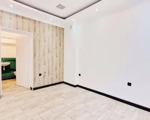 Górna / Dąbrowa - lokal na parterze 20m2
