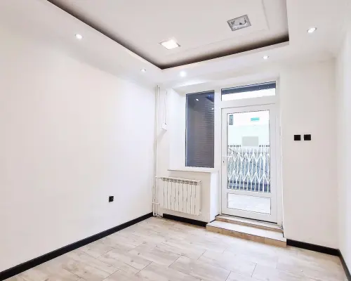 Górna / Dąbrowa - lokal na parterze 20m2