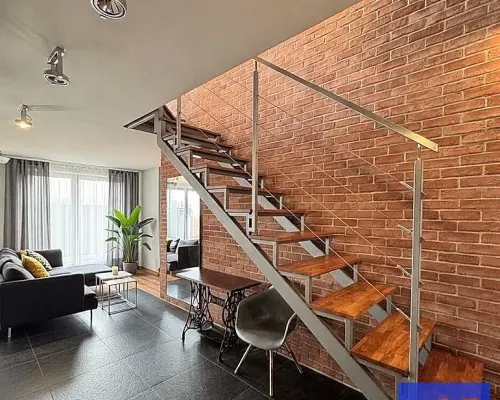 Dwupoziomowy loft "U Scheiblera" ul.Tymienieckiego