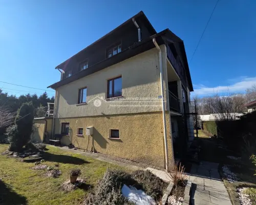 Ustroń | Dom wolnostojący | 328 m² | 11 pokoi | działka 758 m²  PODSTAWOWE PARAMETRY  Powierzchnia użytkowa: ok.