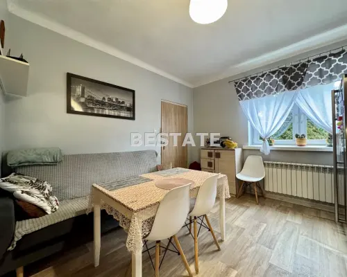 Mieszkanie dwupoziomowe (1/2 domu),2 pokoje, ogród