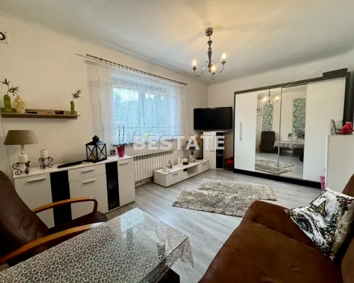 Mieszkanie dwupoziomowe (1/2 domu),2 pokoje, ogród