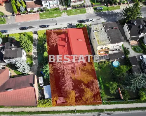 3 niezależe mieszkania/działność usługowa