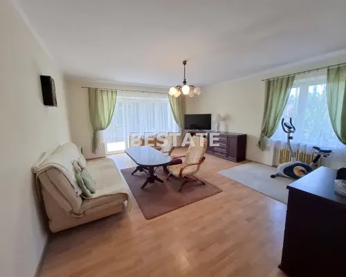 3 niezależe mieszkania/działność usługowa