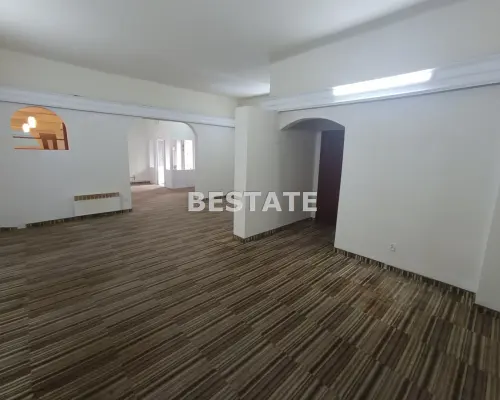 Lokal, 103m2, centrum,duża witryna,parking