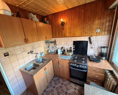 M4 z ogórkiem, I piętro Piaski