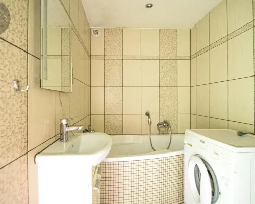 PÓŁ DOMU NA SPRZEDAŻ - 160M2 - DO REMOMTU - WITKÓW