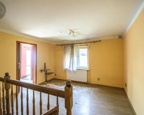 PÓŁ DOMU NA SPRZEDAŻ - 160M2 - DO REMOMTU - WITKÓW