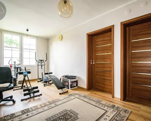 DOM WOLNOSTOJĄCY/ 160M2/ŚWIDNICA