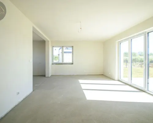 Dom z garażem blisko Świdnicy/ 158m2/ Milikowice