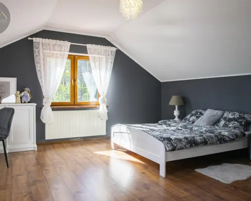 Dom z ogrodem i garażem 173m2
