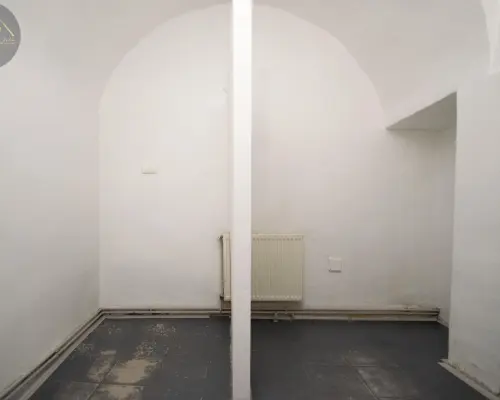 LOKAL UŻYTKOWY PRZY RYNKU NA SPRZEDAŻ