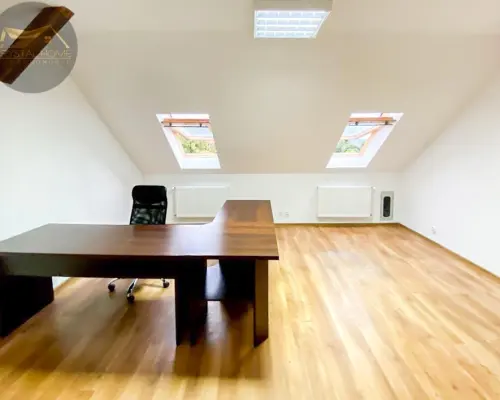 Lokal 173m2 / 4 biura