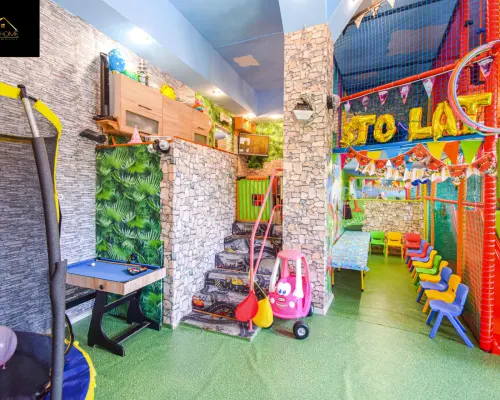 Lokal 90m2