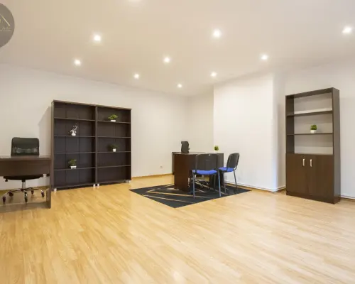 Biuro 48m2, parking / gotowe do wprowadzenia