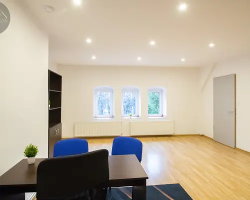 Biuro 48m2, parking / gotowe do wprowadzenia