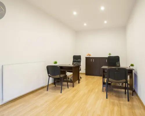 Biuro 48m2, parking / gotowe do wprowadzenia
