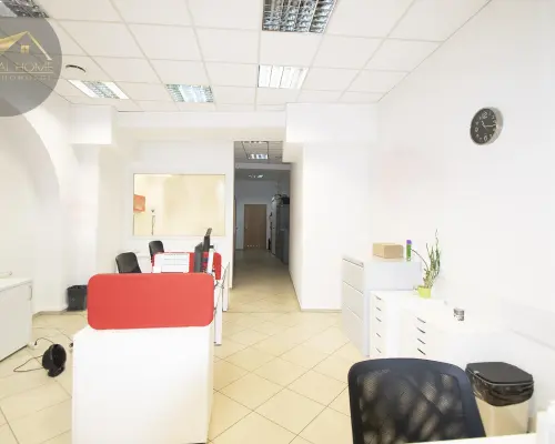 Lokal z witryną w Centrum do wynajęcia
