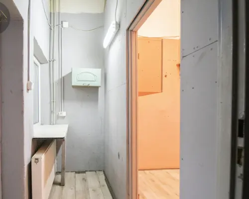 Lokal - Hala 180m2, działka 1200m2