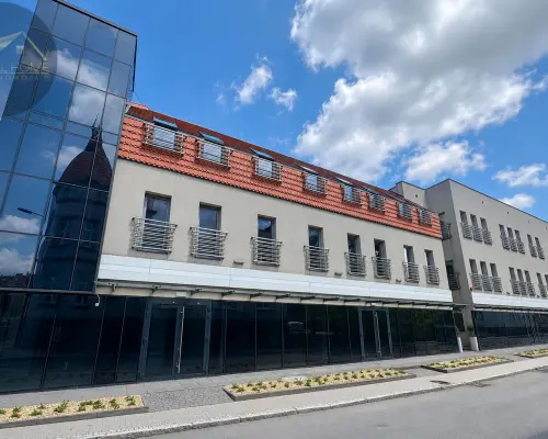 Lokale użytkowe od 109m2 do 179m2