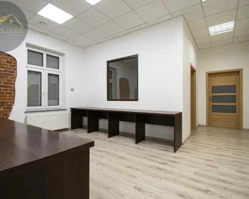Lokal biurowy 96m2 / 6 pomieszczeń