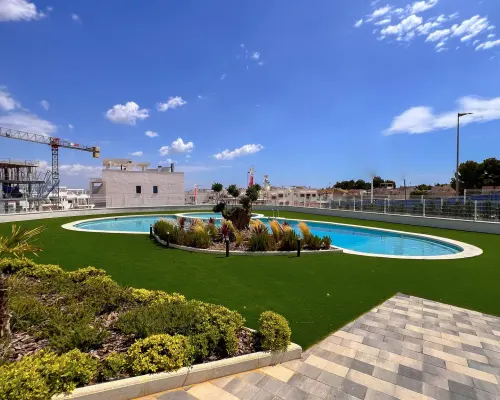 MIESZKANIA W NOWOCZESNYM KOMPLEKSIE W TORREVIEJA