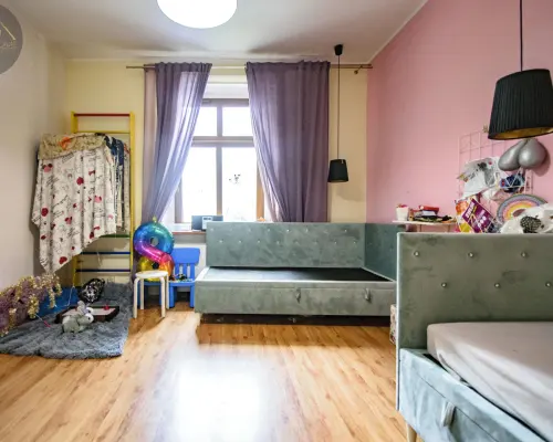 75M2 - 3 POKOJE - PARTER - MIEJSCE PARKINGOWE