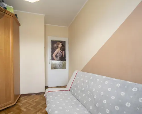 2pokojowe mieszkanie na Osiedlu Młodych z balkonem