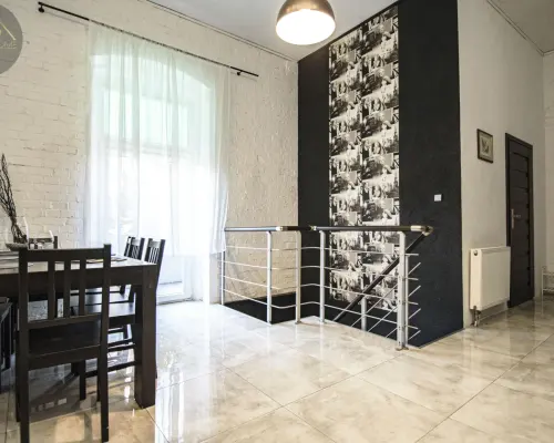 DWUPOZIOMOWE/ 3 POKOJE/ 76,2M2/ WYSOKI PARTER
