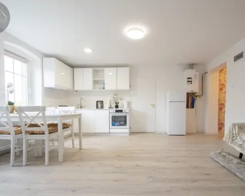 Mieszkanie w kamienicy, 56m2, 2 pokoje