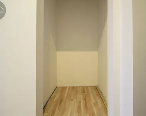 98M2/ 3 POKOJE/ I PIĘTRO/ CENTRUM