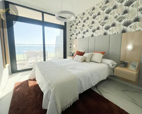 Wytworny apartament z widokiem na morze w Benidorm