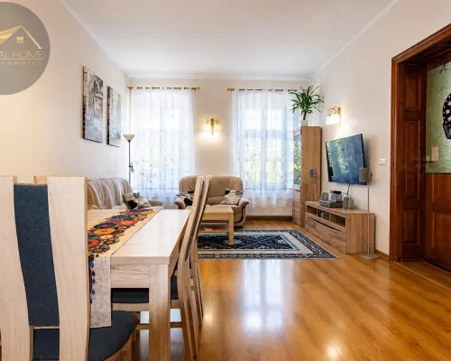 4 pokoje 133m2, 1 piętro blisko Centrum