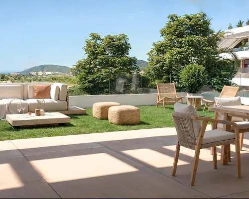 Apartament z tarasem i widokiem na morze