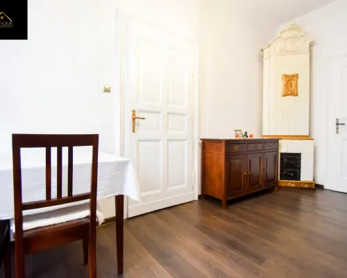 136m2, 4 pokoje, I piętro, 2 balkony