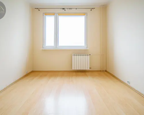 2 pokoje, balkon, 2 piętro /os. Zawiszów