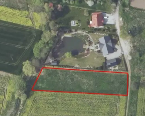 Działka na sprzedaż