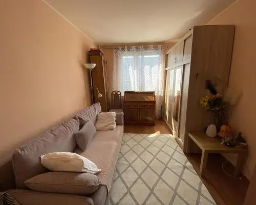 Mieszkanie 3 pokojowe 64 m kw. w Pionkach.