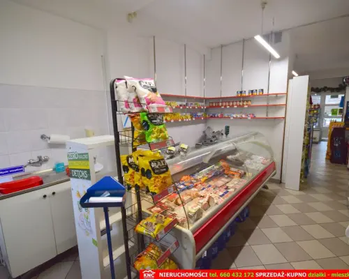 Lokal handlowo-usługowy w świetnej lokalizacji.