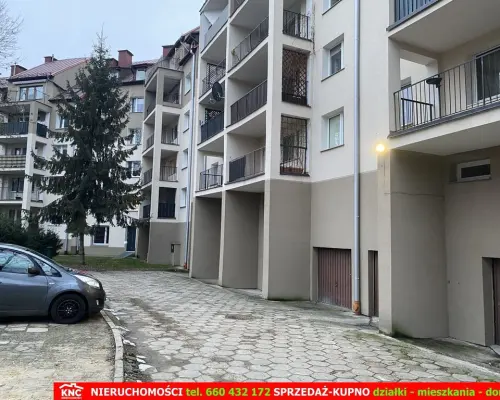 Garaż w budynku ul. Kalinowszczyzna.
