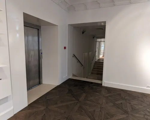 Lokal biurowo-usługowy, 116 m², centrum
