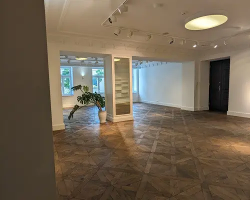 Lokal biurowo-usługowy, 116 m², centrum