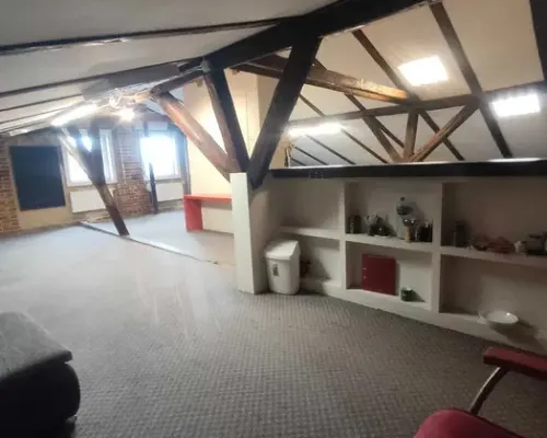 Lokal biurowo-usługowy, 81 m², centrum