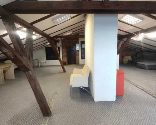 Lokal biurowo-usługowy, 81 m², centrum