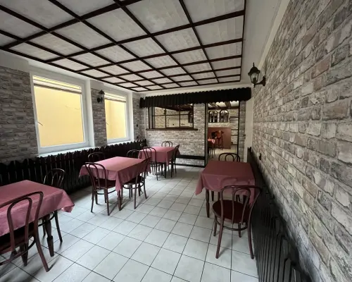 Lokal 75 m2 (wynajem) ul. Kołłątaja w Puławach.