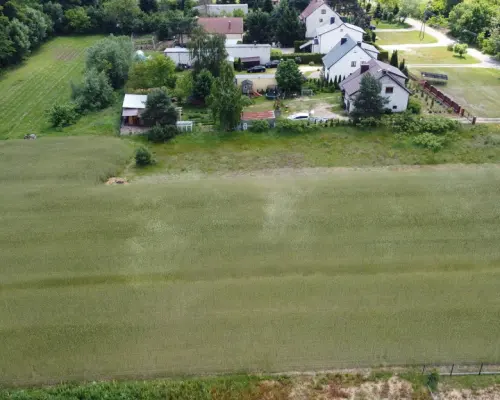 Działka o pow. 6461 m2 w Wysokim Kole (Gniewoszów)